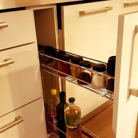 아파트 Apartmanica 606 *