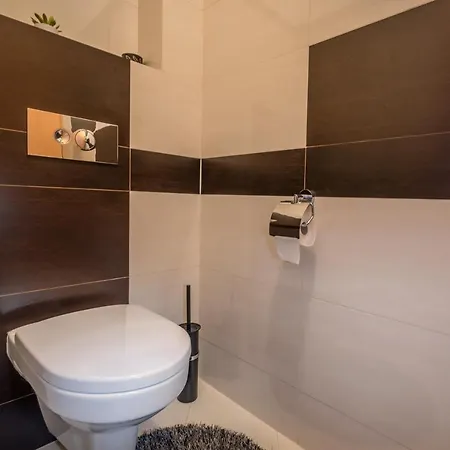 Apartmanica 606 아파트 *