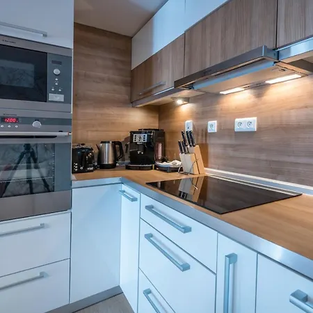 Apartmanica 606 아파트 *